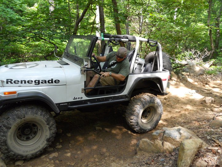 ai94.photobucket.com_albums_l82_ncbeachjeep_UNF1_zpscf5f1fc1.jpg