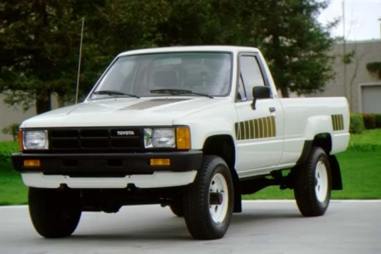 ai96.photobucket.com_albums_l194_volvhoe_1984_20Toyota_20littl2fe3723bffabde5a0f15a6fd2ca3eaed.jpg