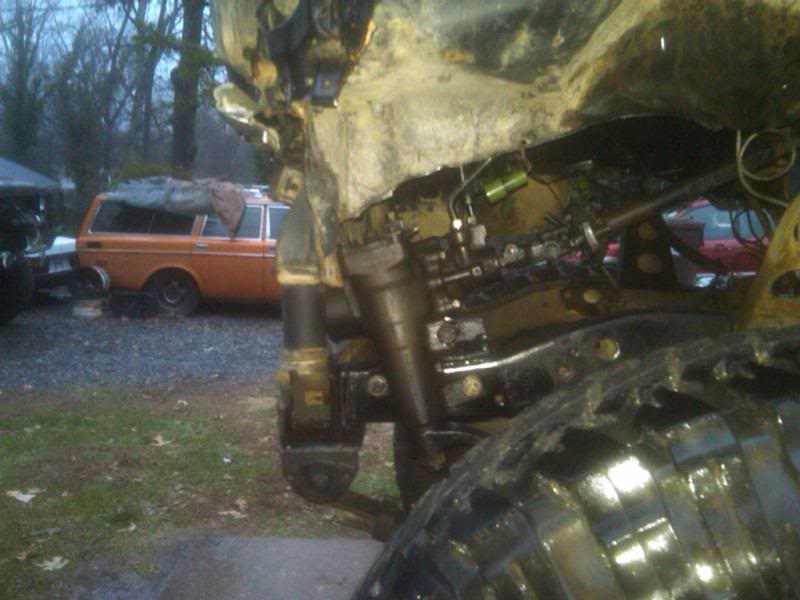 ai96.photobucket.com_albums_l194_volvhoe_1985_20Toyota_204x4_IMG00377_20120201_1738.jpg