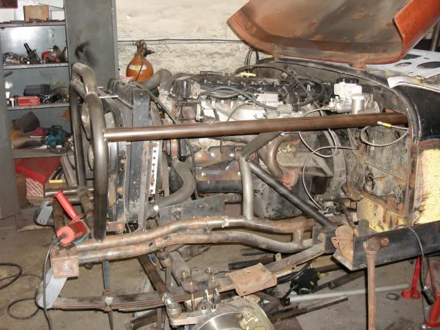 ai97.photobucket.com_albums_l235_gyoung13_suspension_motor3.jpg