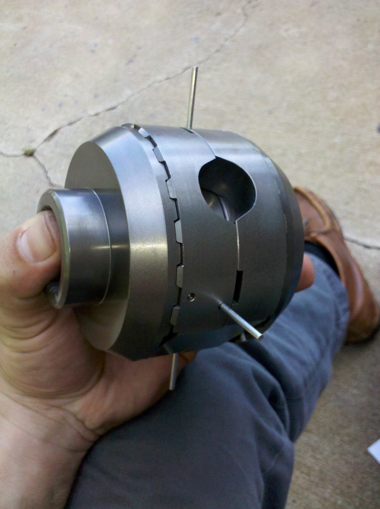 ai978.photobucket.com_albums_ae262_1tonoffun_IMG_20120519_171846.jpg