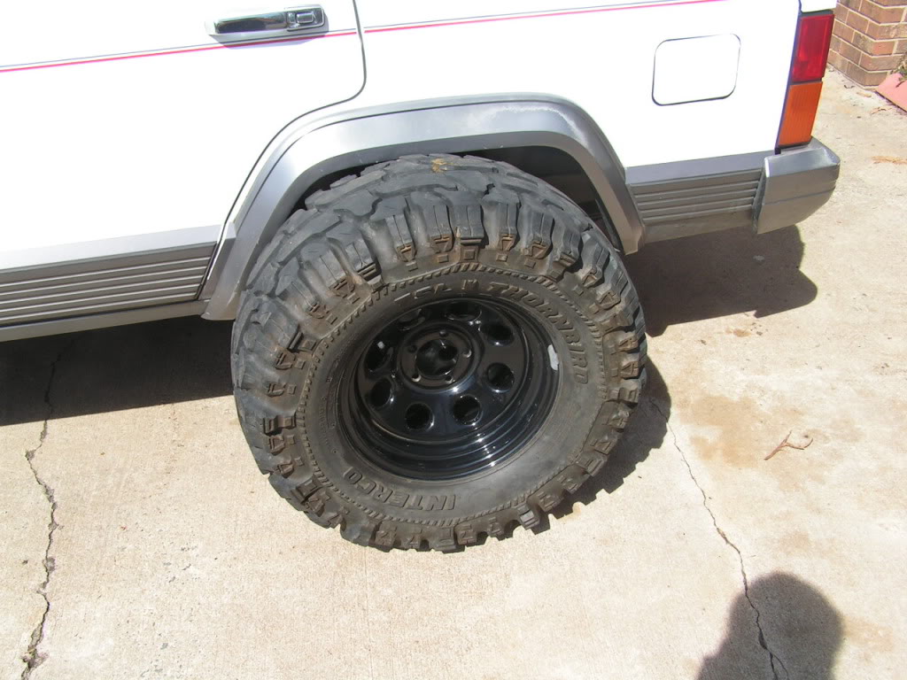 ai978.photobucket.com_albums_ae262_1tonoffun_jeep_PICT0011.jpg