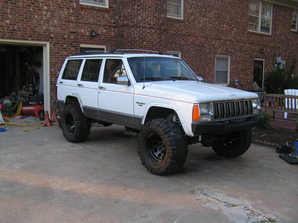 ai978.photobucket.com_albums_ae262_1tonoffun_jeep_PICT0045.jpg