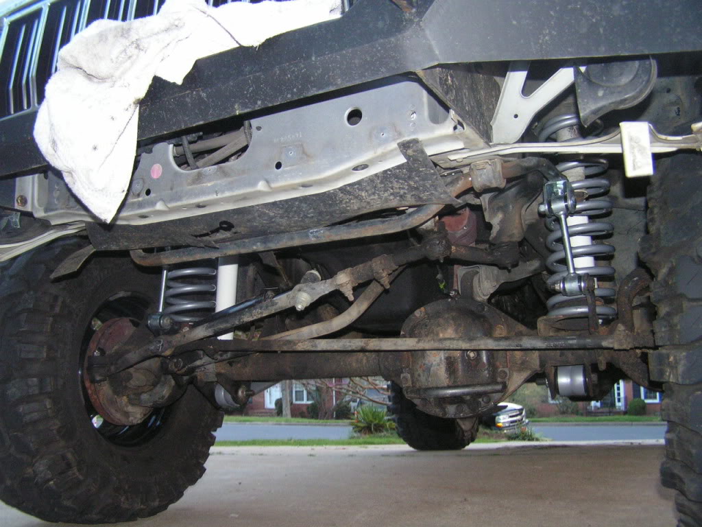 ai978.photobucket.com_albums_ae262_1tonoffun_jeep_PICT0050.jpg