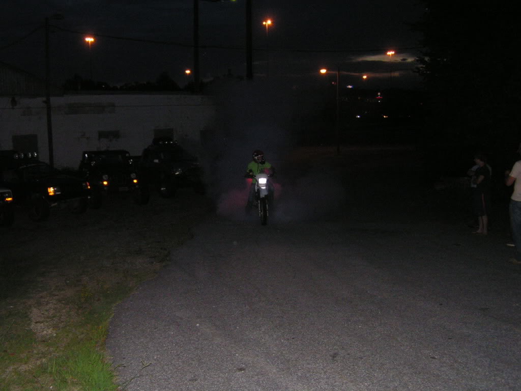 ai978.photobucket.com_albums_ae262_1tonoffun_PICT0063_1.jpg