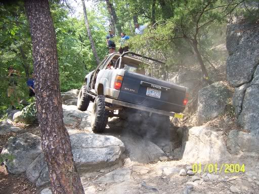 aimg.photobucket.com_albums_v126_cumminsdzl_wheelin039.jpg