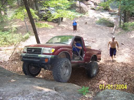 aimg.photobucket.com_albums_v126_cumminsdzl_wheelin045.jpg