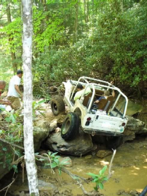 aimg.photobucket.com_albums_v312_MountaineerOffroad_P1020070.jpg