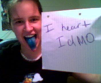 aimg.photobucket.com_albums_v407_perfectlulu_idmo3.jpg
