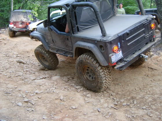 aimg.photobucket.com_albums_v407_perfectlulu_My_20Jeep_Picture076.jpg