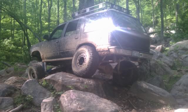 aimg.photobucket.com_albums_v415_Foxracin_1991_20Explorer_4_Wheelin_Windrock_205_29_11_IMAG0458.jpg