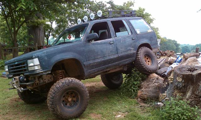 aimg.photobucket.com_albums_v415_Foxracin_1991_20Explorer_stumpflex2.jpg