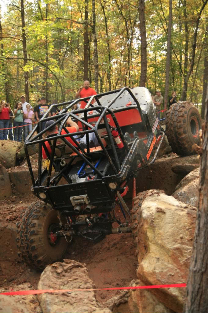 aimg.photobucket.com_albums_v426_GSRswapandslow_Fall_20Crawl_FallCrawl116_1.jpg