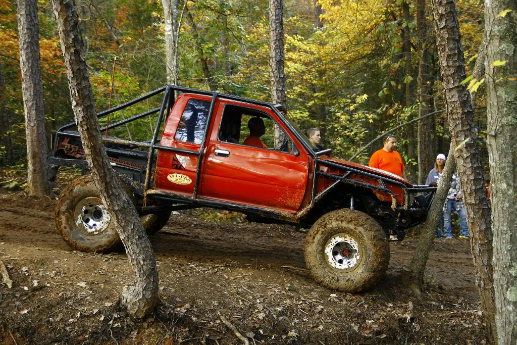 aimg.photobucket.com_albums_v426_GSRswapandslow_Fall_20Crawl_FallCrawl312.jpg