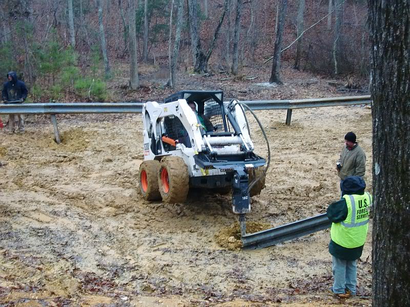 aimg.photobucket.com_albums_v426_GSRswapandslow_Uwharrie_20Work_20Day_2012_18_10_21cd2423.jpg