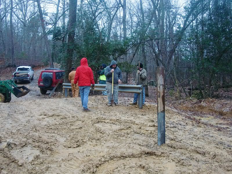 aimg.photobucket.com_albums_v426_GSRswapandslow_Uwharrie_20Work_20Day_2012_18_10_7530ae1d.jpg