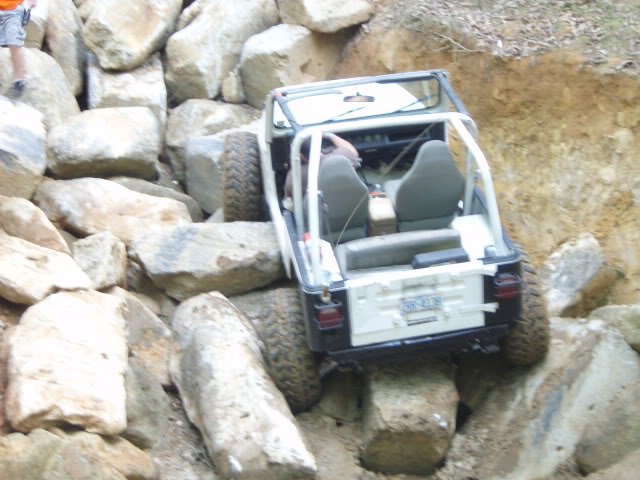aimg.photobucket.com_albums_v438_csudman_P5011275.jpg
