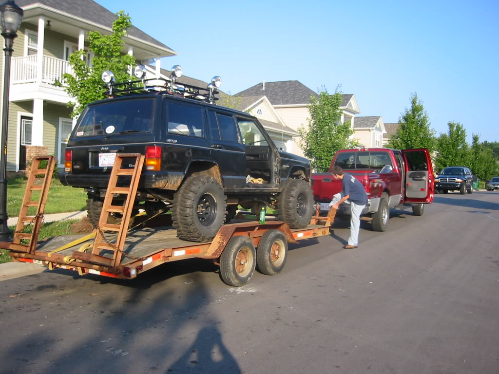 aimg.photobucket.com_albums_v441_tangeloman_jeep_IMG_2661.jpg