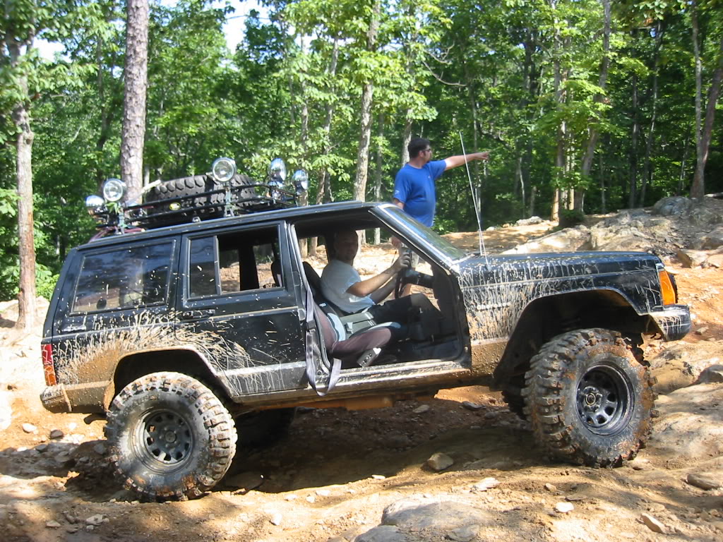 aimg.photobucket.com_albums_v441_tangeloman_jeep_IMG_2672.jpg
