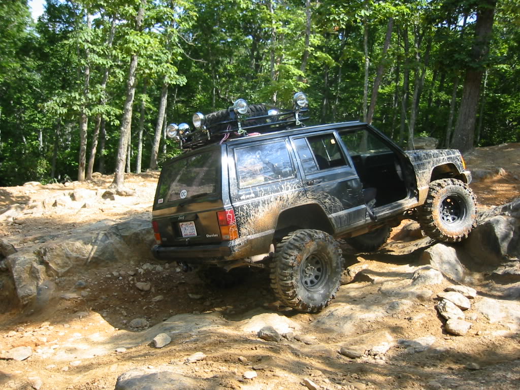 aimg.photobucket.com_albums_v441_tangeloman_jeep_IMG_2673.jpg
