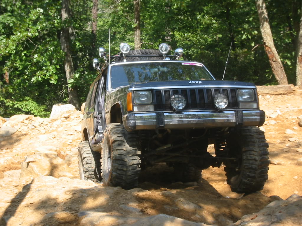 aimg.photobucket.com_albums_v441_tangeloman_jeep_IMG_2689.jpg
