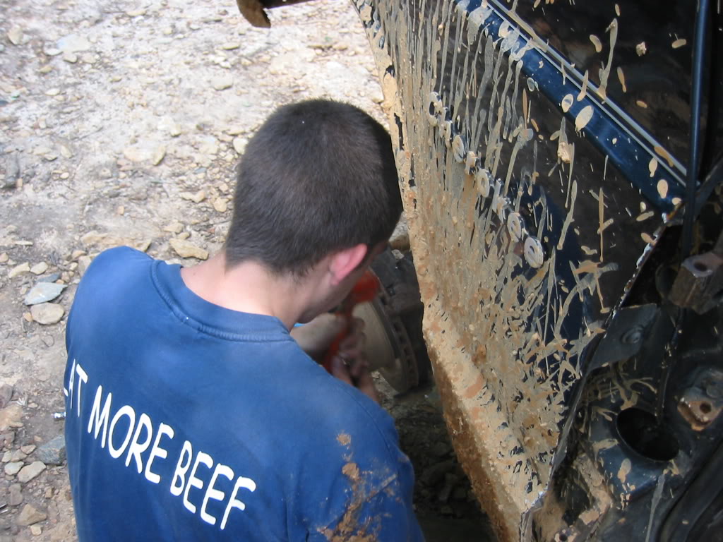 aimg.photobucket.com_albums_v441_tangeloman_jeep_IMG_2699.jpg