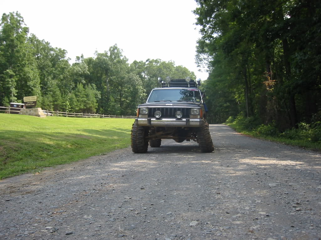 aimg.photobucket.com_albums_v441_tangeloman_jeep_IMG_2701.jpg