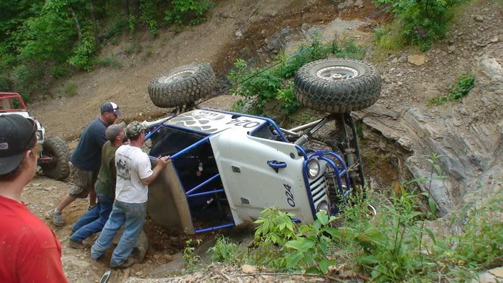 aimg.photobucket.com_albums_v478_gmanstone_buggyroll.jpg
