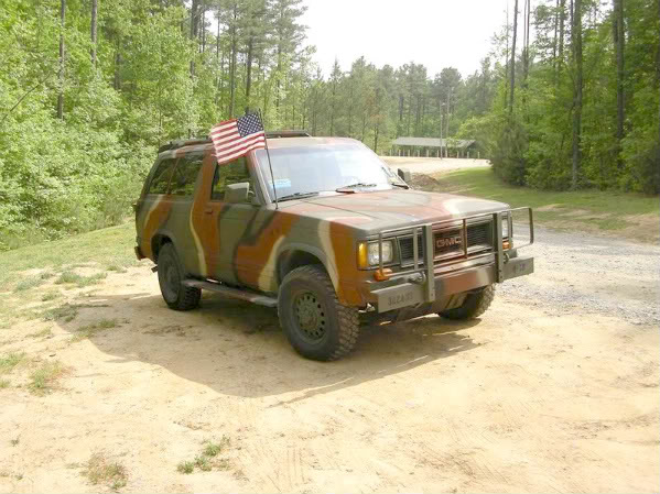 aimg.photobucket.com_albums_v639_Trebissky_House_20and_20Vehicles_Jimmy_20Mods_CAMO_CAMO2_2.jpg