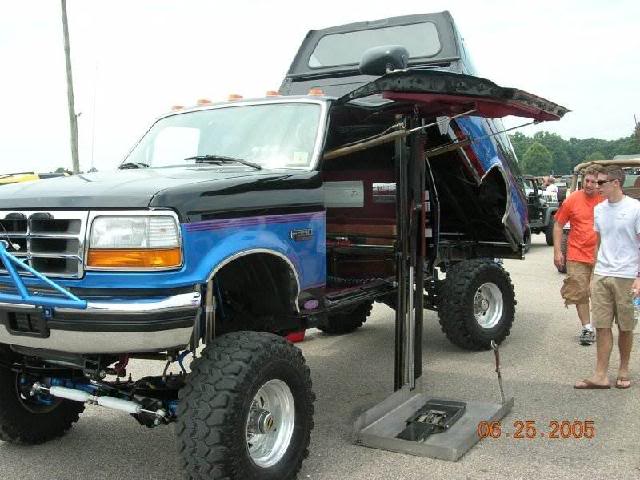 aimg.photobucket.com_albums_v639_Trebissky_House_20and_20Vehicles_Others_BestShowTruck04.jpg