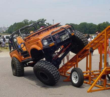 aimg.photobucket.com_albums_v639_Trebissky_House_20and_20Vehicles_Others_OrangeSuziRTIRamp1.jpg