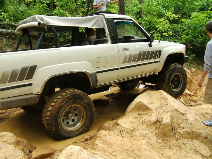 aimg.photobucket.com_albums_v674_jrraw23_Uwharrie_205_05_4ac7dc5e.jpg