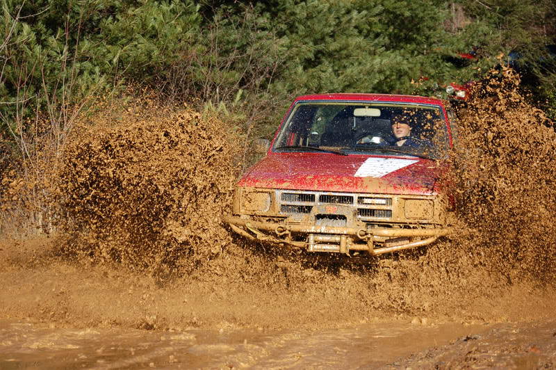 aimg.photobucket.com_albums_v89_EMPIKING66_truck_Zekecrossing1.jpg