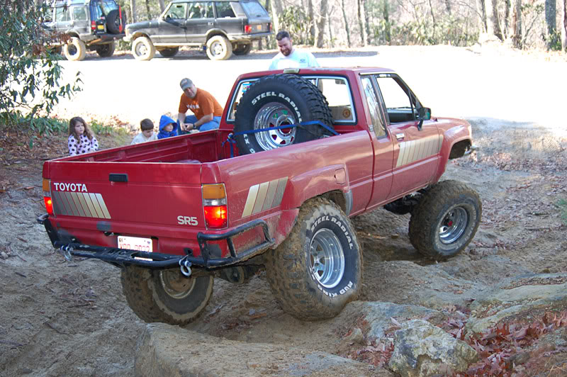 aimg.photobucket.com_albums_v89_EMPIKING66_truck_Zekedriving2.jpg