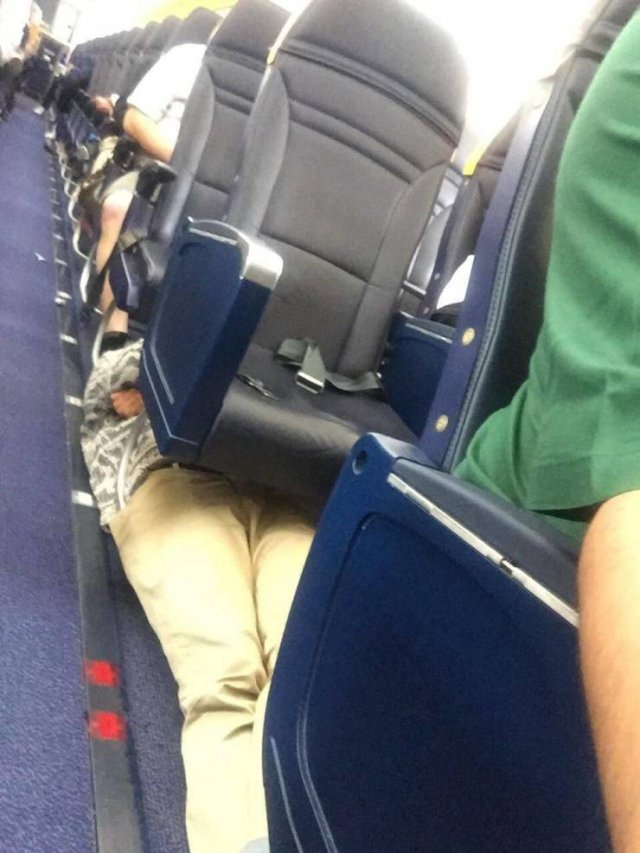 airplane.jpg