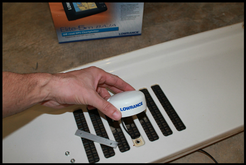 alh5.googleusercontent.com__4e_cShc9vQU_UPzVEmLyRjI_AAAAAAAAC7k_LK3oR7JUY4Y_s799_1_2520lowrance.jpg