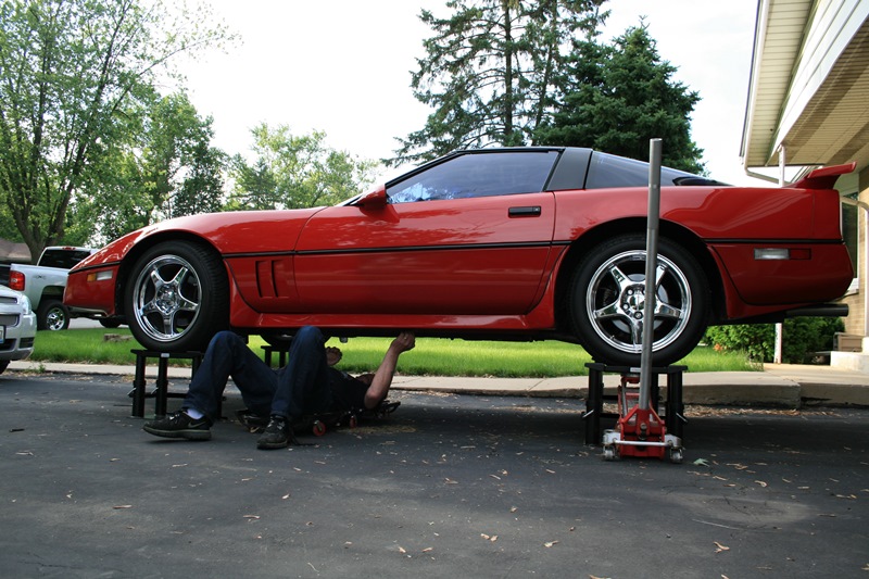 amyliftstand.com_wp_content_uploads_2014_05_petes_car_lift_stand_side_view.jpg