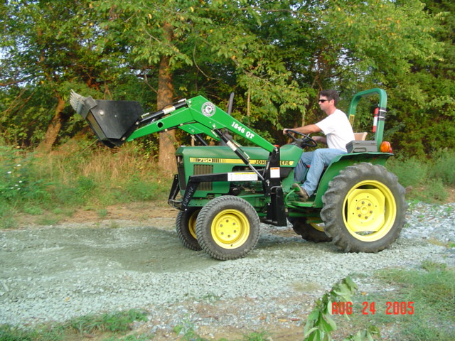 apersonalpages.tds.net__eflanagin_tractor2.jpg
