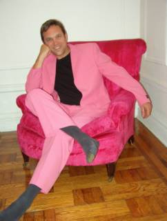 aphotos1.blogger.com_img_118_1267_320_Pink_20Suit_204.jpg