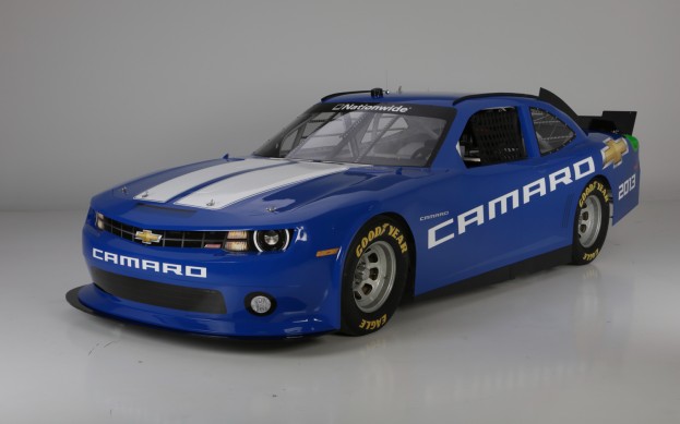 astwot.motortrend.com_files_2012_07_2013_Chevrolet_Camaro_NASCAR_Nationwide_Series_1_623x389.jpg