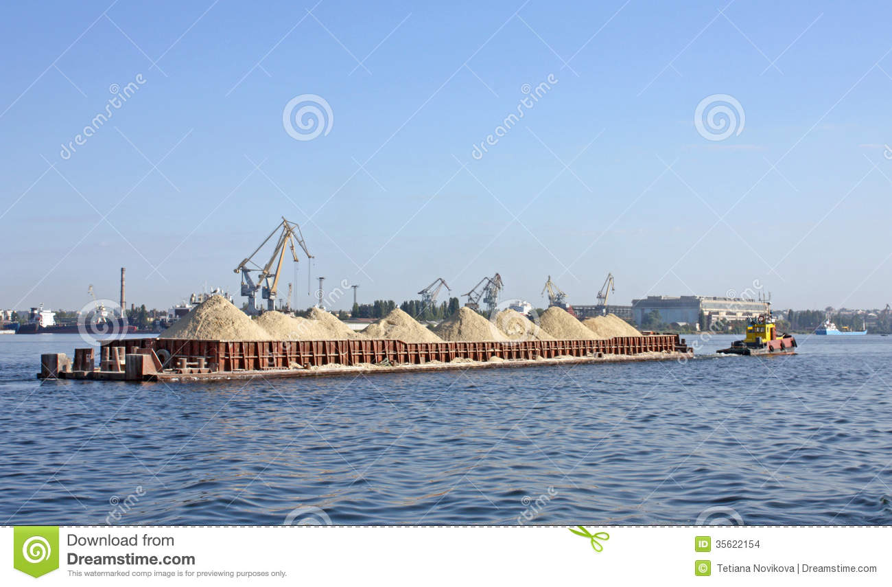 athumbs.dreamstime.com_z_barge_loaded_sand_river_dniper_ukraune_35622154.jpg