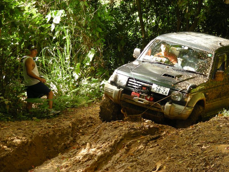 awww.2kboffroad.com_membersrides_albums_batchupload_13dec2008_13dec009.jpg