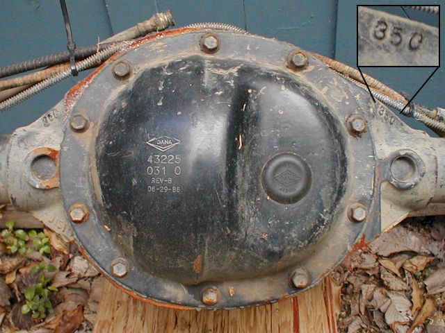 awww.4x4wire.com_jeep_tech_axle_xj_dana44_02_cover_dana35c.jpg