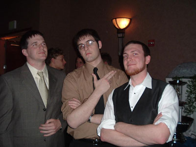 awww.angelfire.com_nc3_dymogeek_jon_reid_jon.jpg