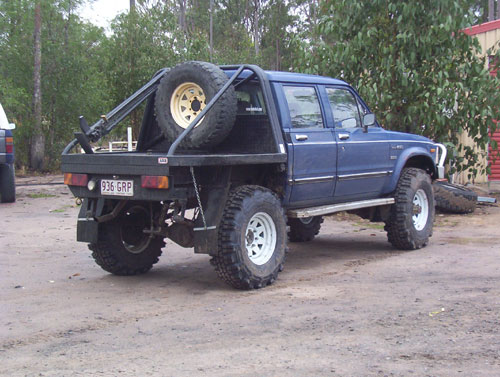 awww.brian894x4.com_images_scott_hilux_01.jpg