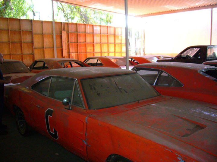 awww.careofcars.com_wp_content_uploads_2014_07_barn_find_general_lee_dodge_chargers.jpg