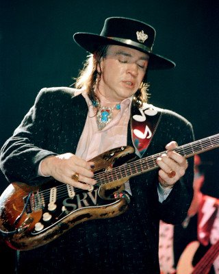 awww.celebrityrockstarguitars.com_rock_images_1_1.jpg