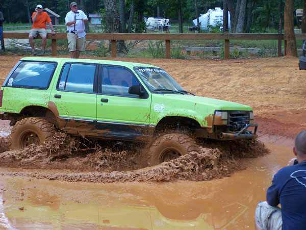 awww.explorerforum.com_photopost_data_3853_Uwharrie_Burns_Mud_Day_1.jpg