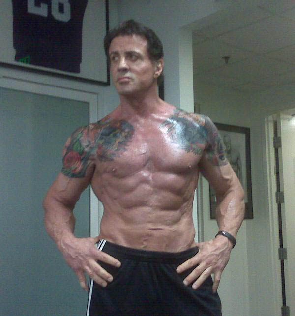 awww.filmwad.com_fw_images_2009_01_26_sylvester_stallone_in_shape_the_expendables.jpg