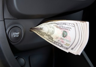 awww.insure.com_imagesvr_ce_2773_money_inside_car.jpg